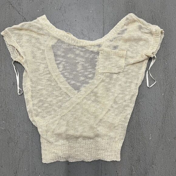 Tulle Women's Beige‎ Short Sleeve Lightweight Blouse V-Neck in Back Size S/P - Picture 1 of 10